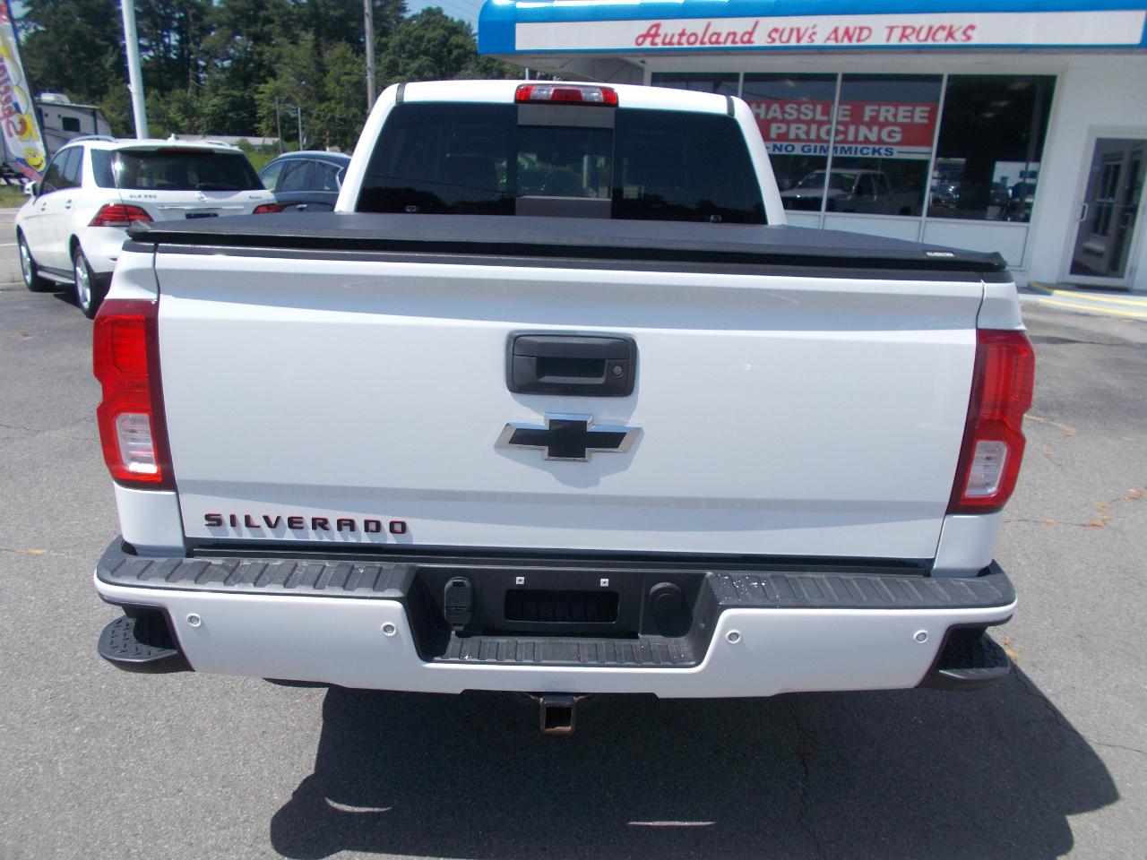 Chevrolet Silverado 1500 4WD Crew Cab 143.5" LTZ w/2LZ 2017