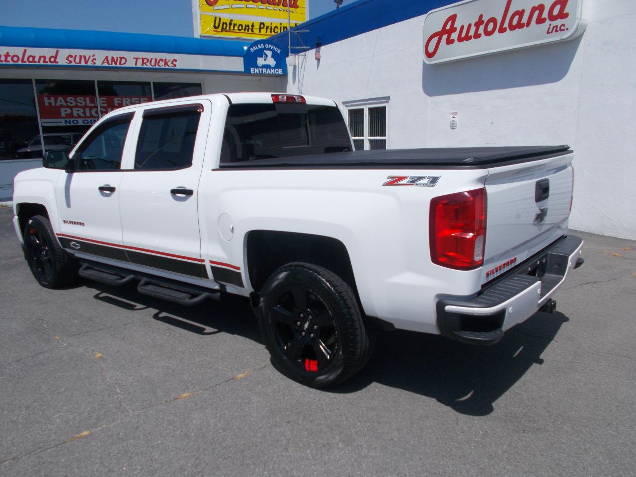 Chevrolet Silverado 1500 4WD Crew Cab 143.5" LTZ w/2LZ 2017