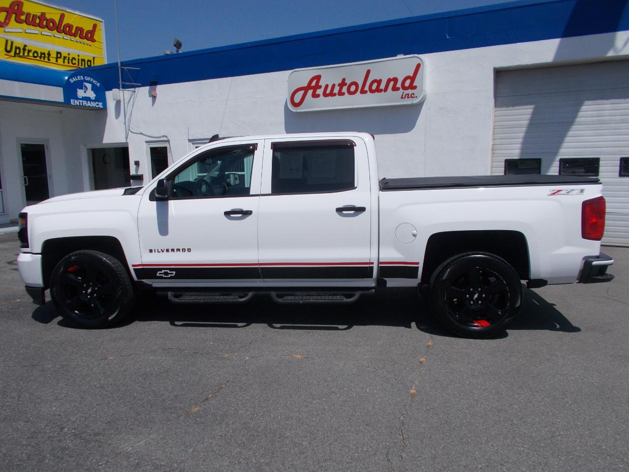 Chevrolet Silverado 1500 4WD Crew Cab 143.5" LTZ w/2LZ 2017