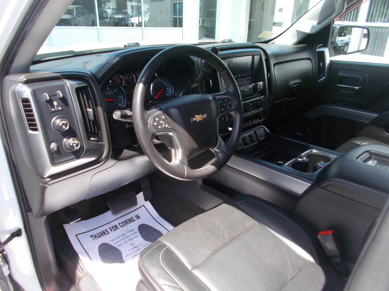 Chevrolet Silverado 1500 4WD Crew Cab 143.5" LTZ w/2LZ 2017