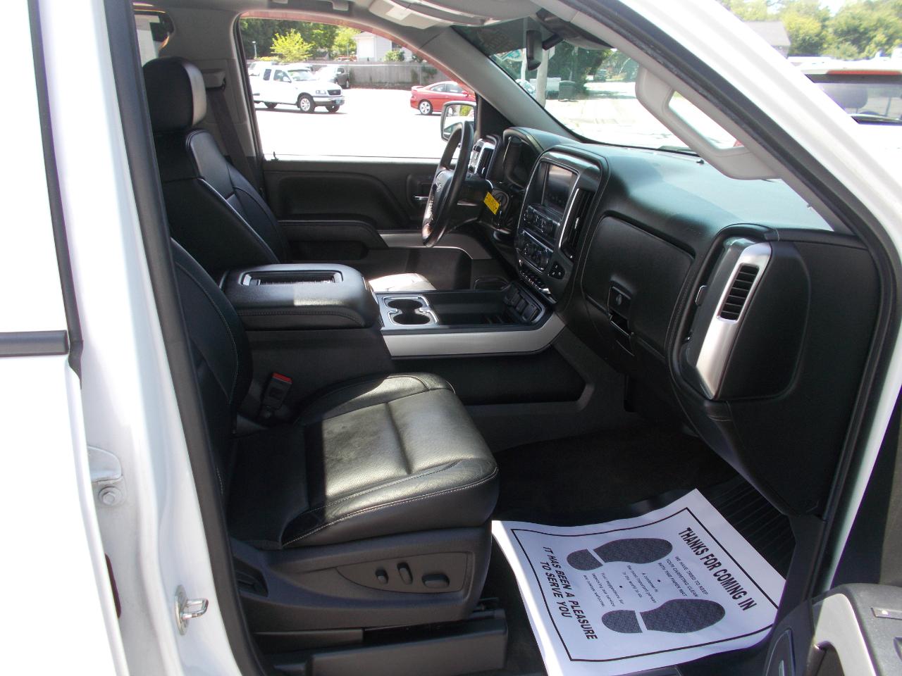 Chevrolet Silverado 1500 4WD Crew Cab 143.5" LTZ w/2LZ 2017