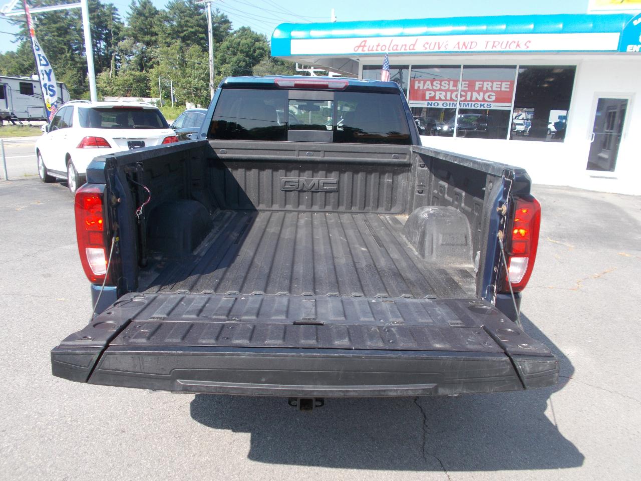 GMC Sierra 1500 4WD Double Cab 147" SLE 2021