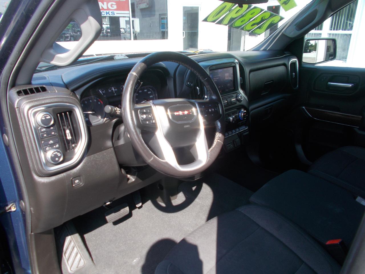 GMC Sierra 1500 4WD Double Cab 147" SLE 2021