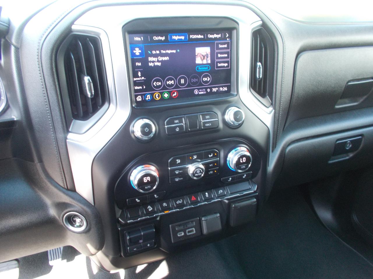 GMC Sierra 1500 4WD Double Cab 147" SLE 2021