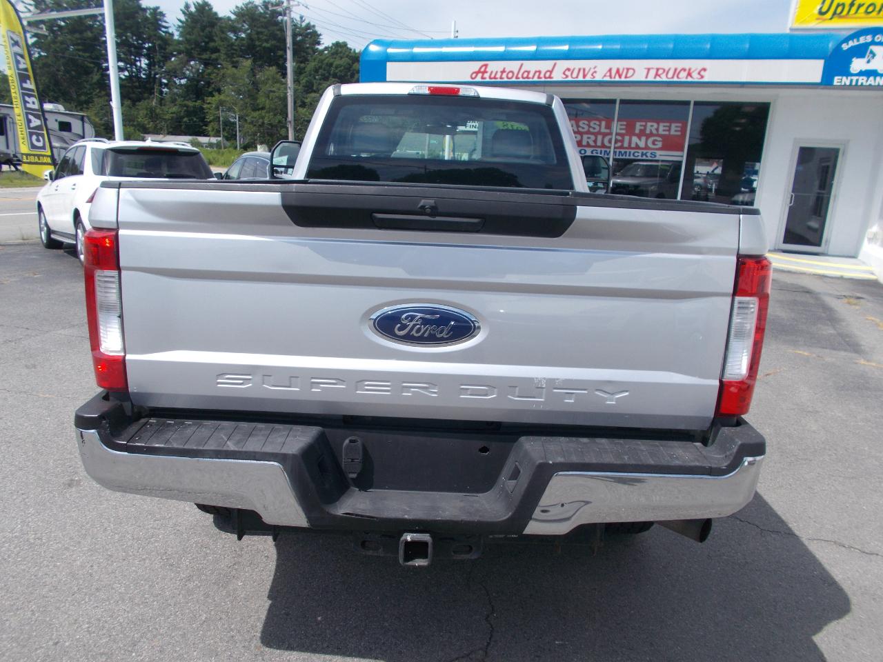 Ford Super Duty F-350 SRW XL 4WD Reg Cab 8' Box 2018