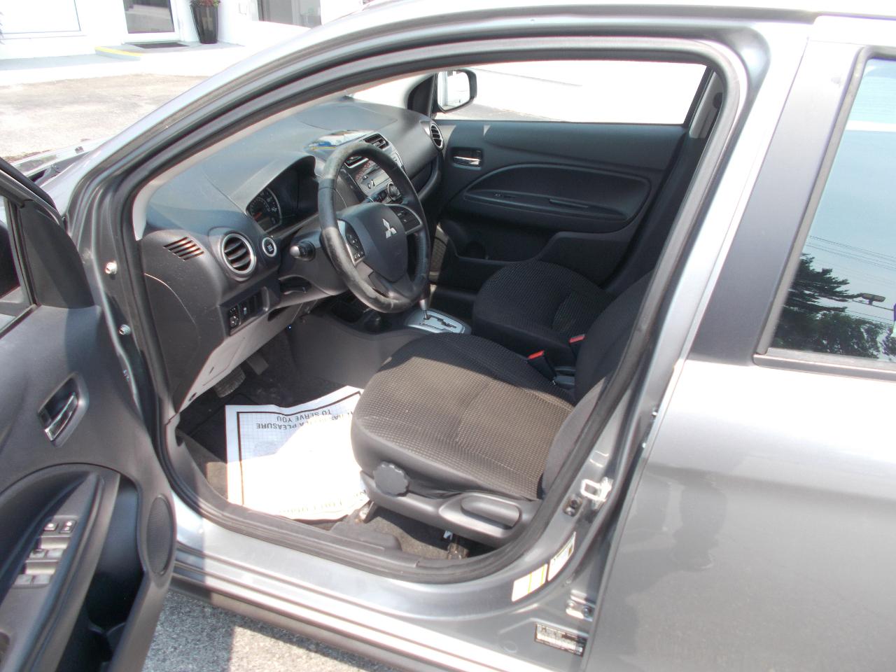 Mitsubishi Mirage 4dr HB Man ES 2015