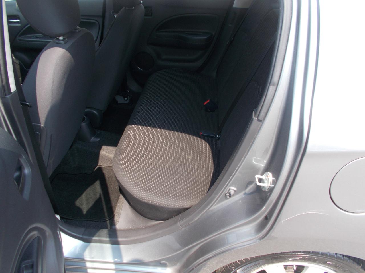Mitsubishi Mirage 4dr HB Man ES 2015
