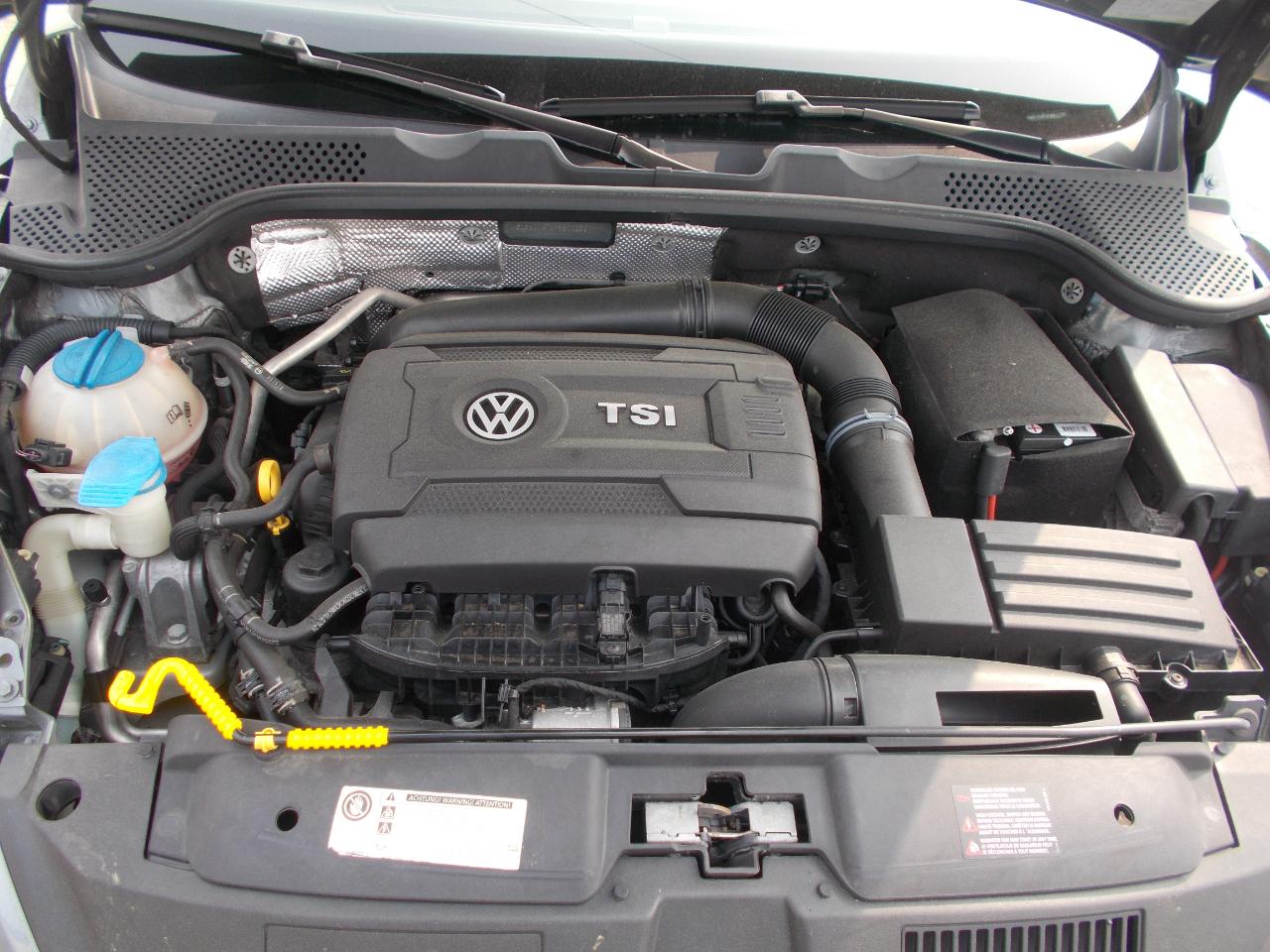 Volkswagen Beetle Convertible 2dr Auto 1.8T PZEV 2015