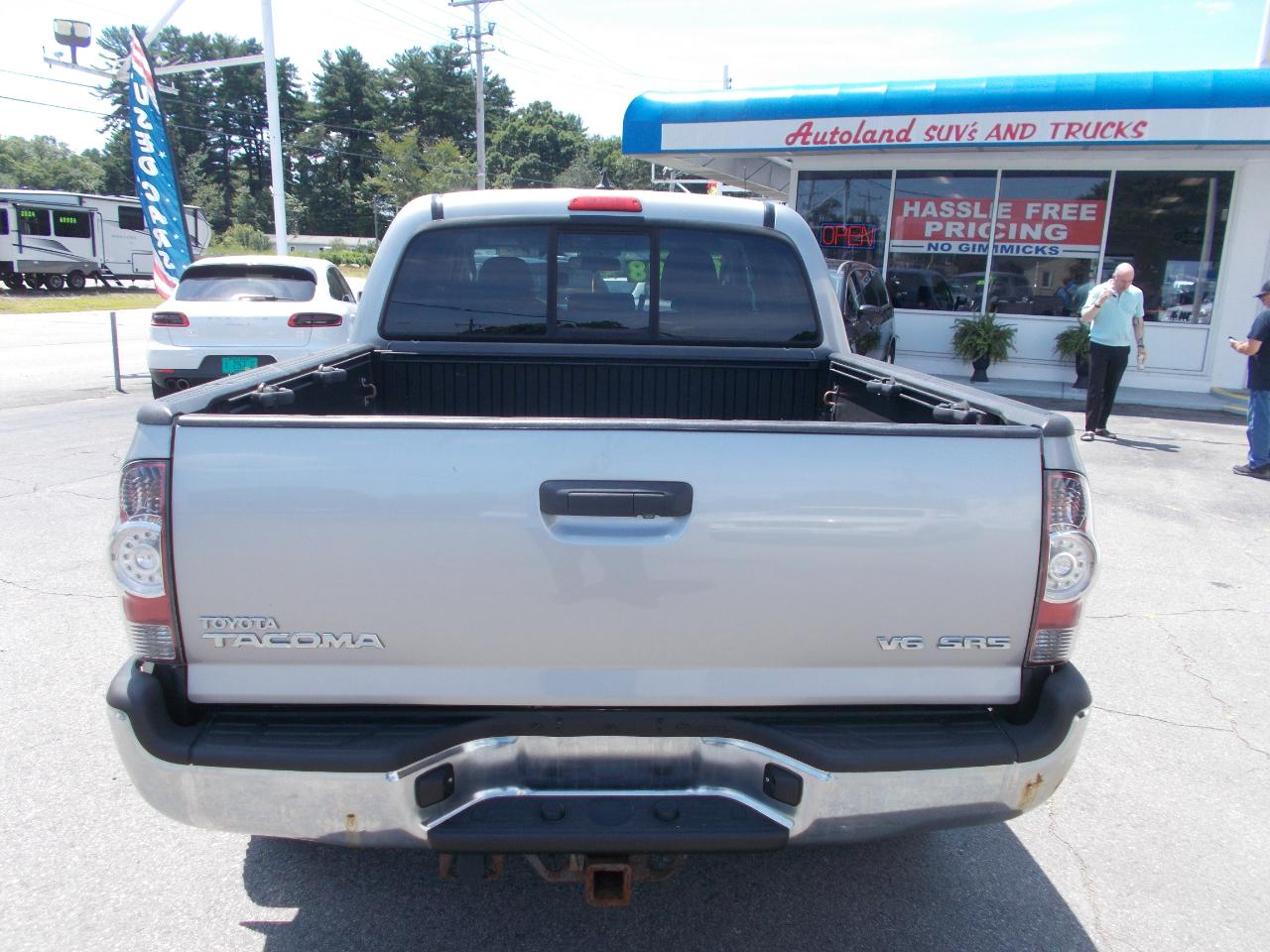 Toyota Tacoma 4WD Double Cab V6 MT (Natl) 2014