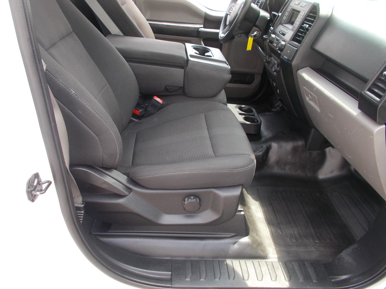 Ford F-150 XLT 2WD Reg Cab 8' Box 2019