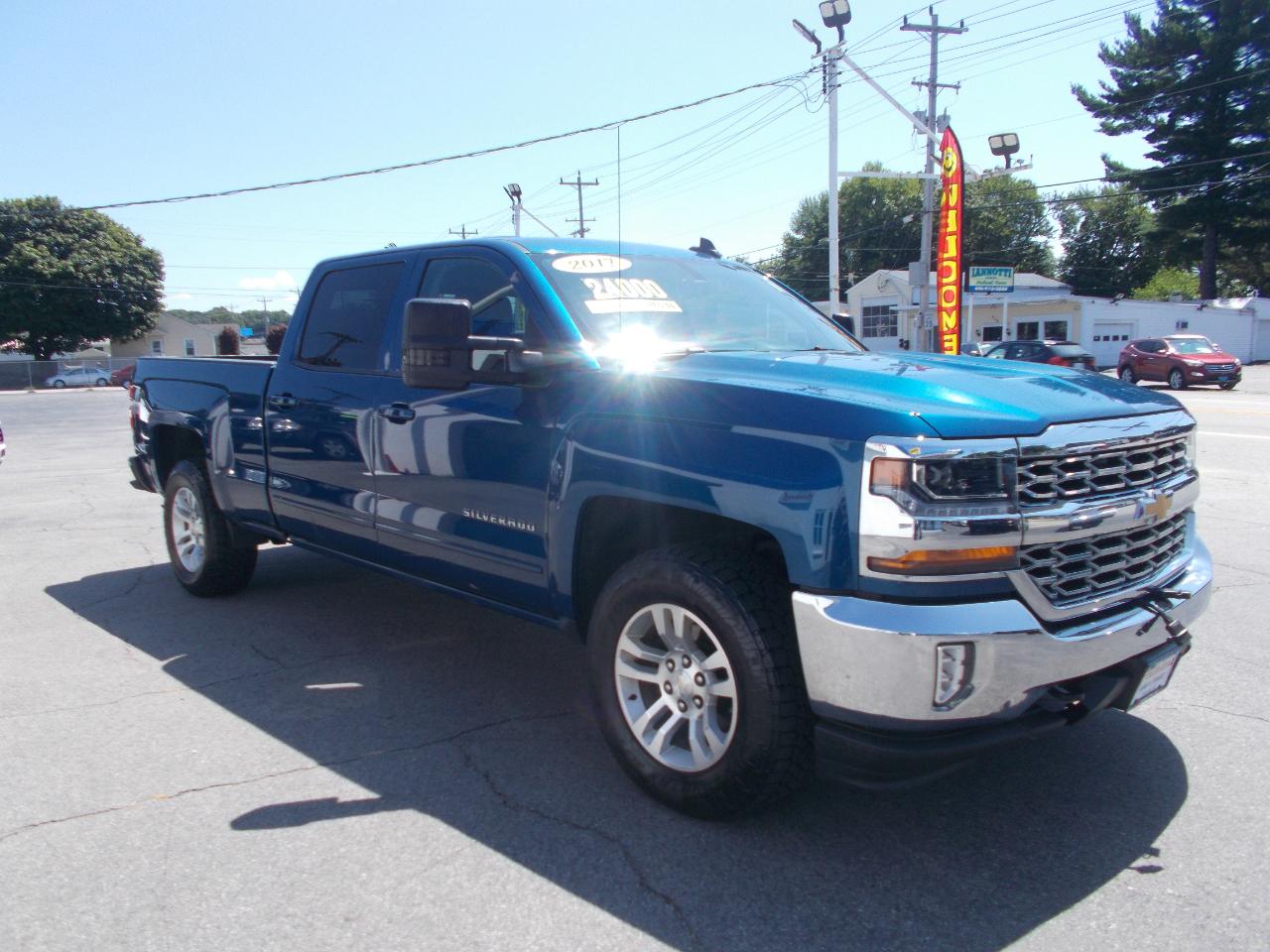 Chevrolet Silverado 1500 4WD Crew Cab 153.0" LT w/1LT 2017