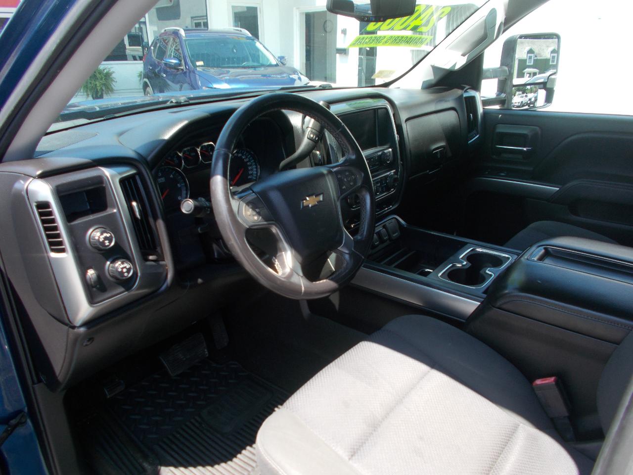 Chevrolet Silverado 1500 4WD Crew Cab 153.0" LT w/1LT 2017