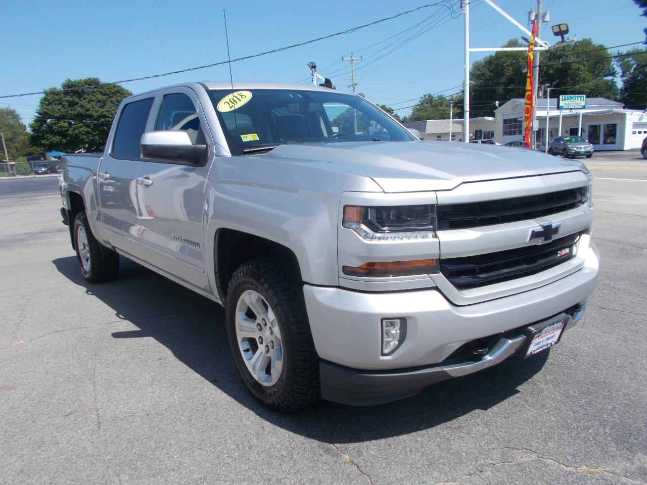 Chevrolet Silverado 1500 4WD Crew Cab 143.5" LT w/2LT 2018