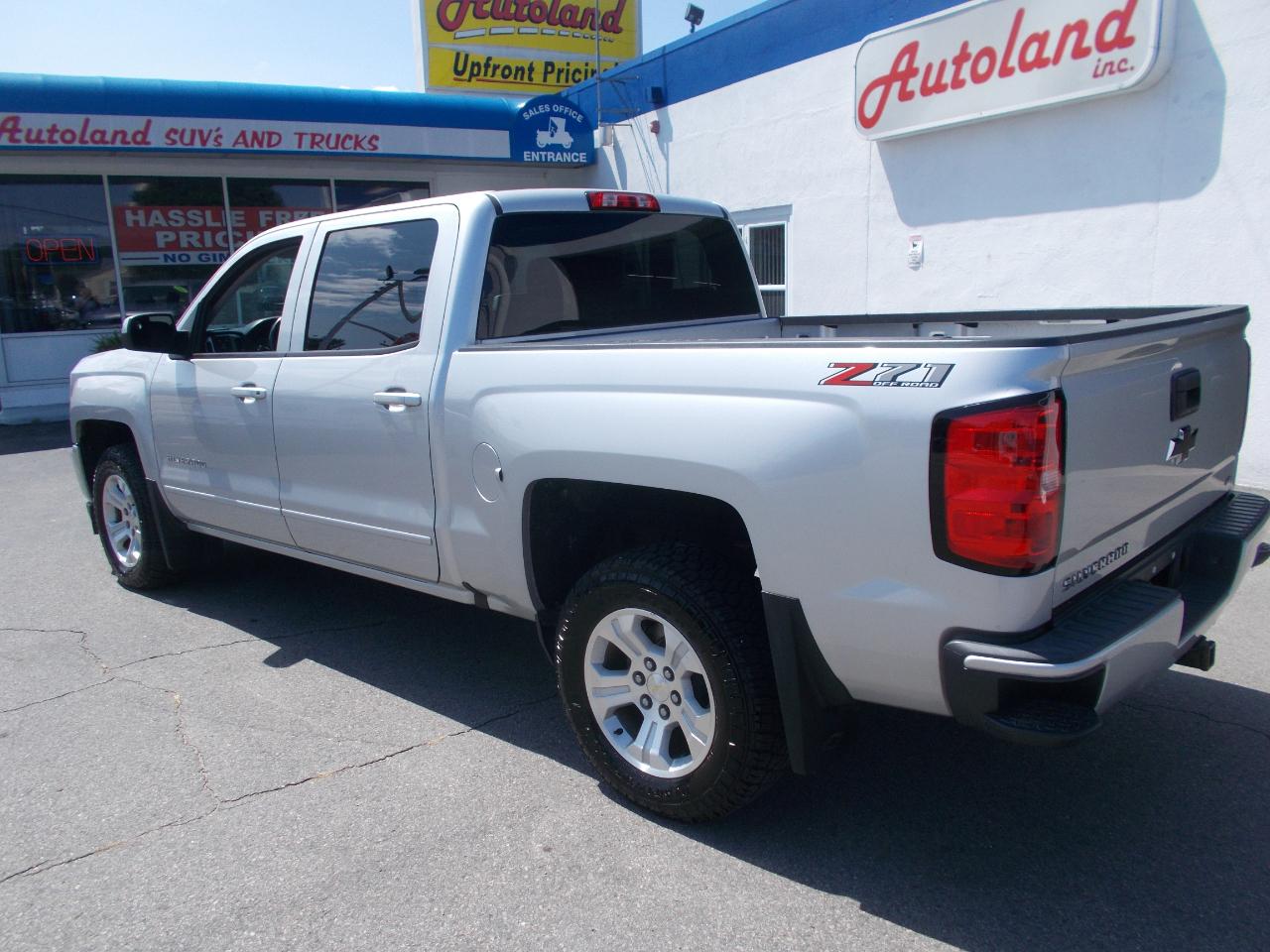 Chevrolet Silverado 1500 4WD Crew Cab 143.5" LT w/2LT 2018