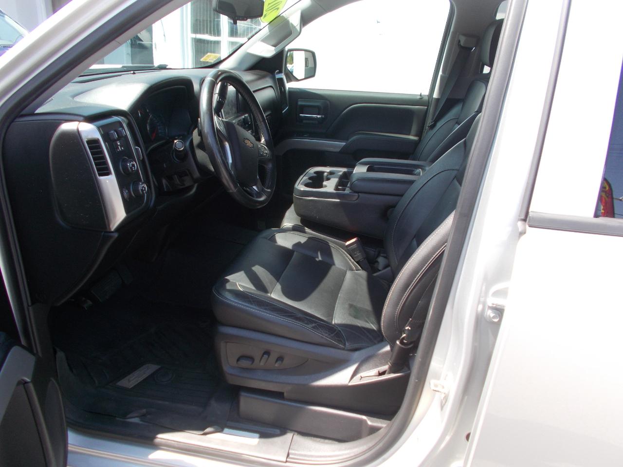 Chevrolet Silverado 1500 4WD Crew Cab 143.5" LT w/2LT 2018