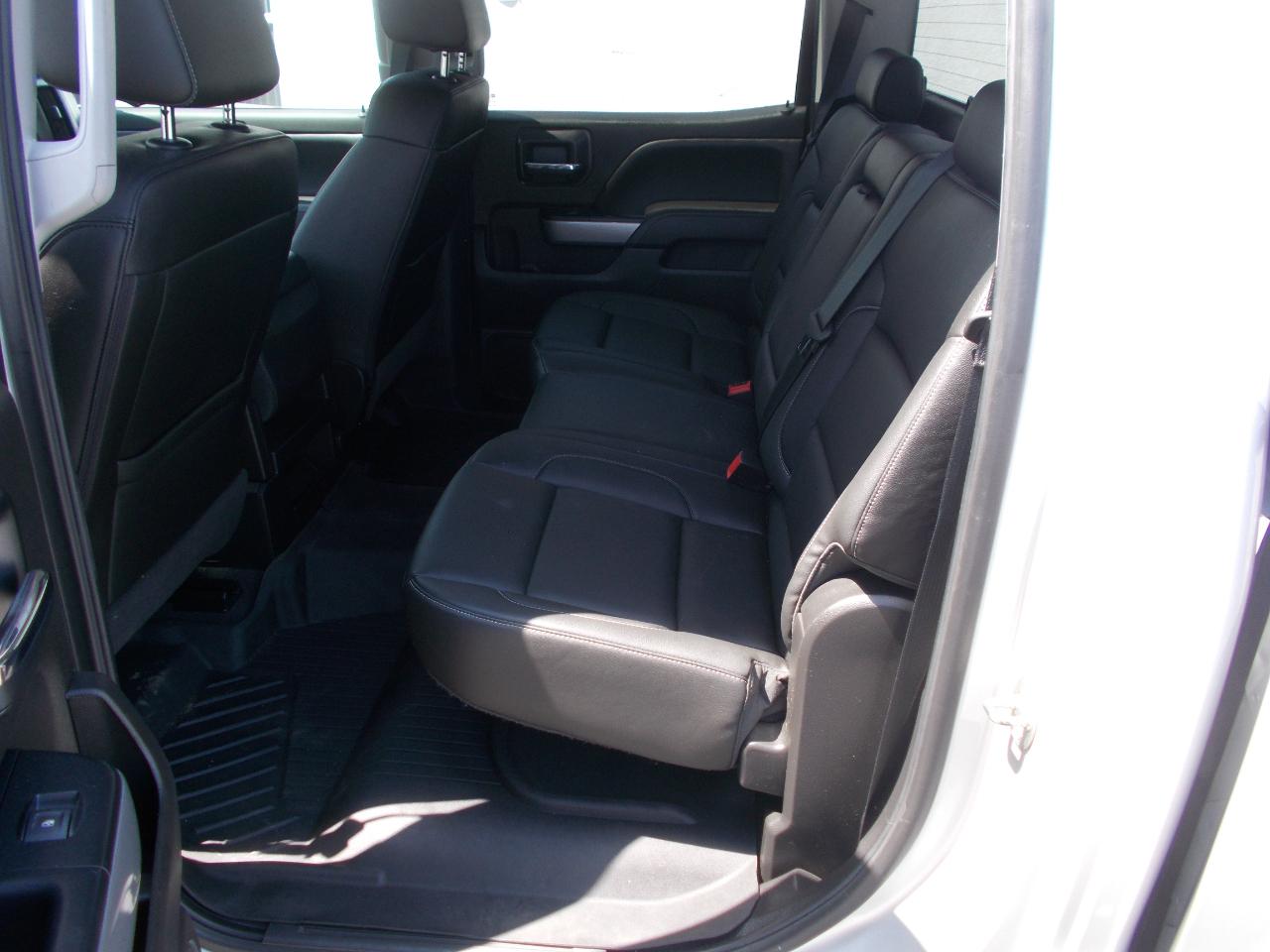 Chevrolet Silverado 1500 4WD Crew Cab 143.5" LT w/2LT 2018