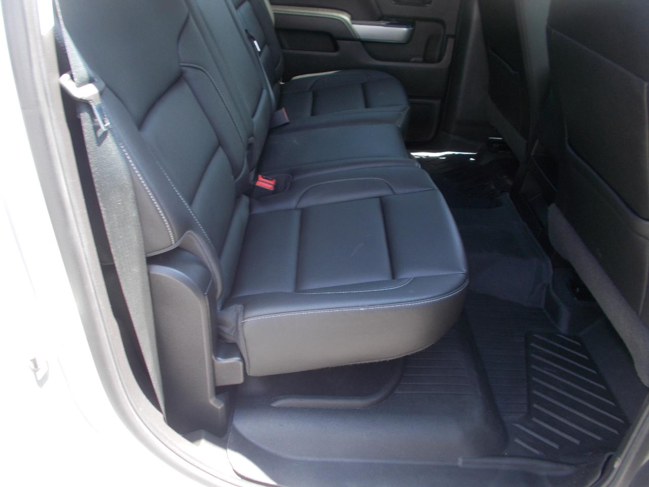 Chevrolet Silverado 1500 4WD Crew Cab 143.5" LT w/2LT 2018