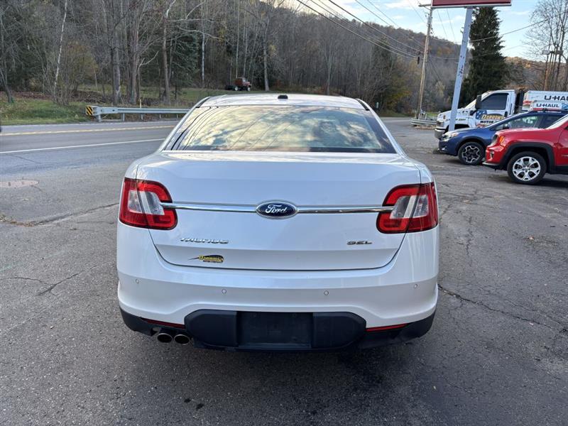 Ford Taurus SEL FWD 2012 Ford Taurus SEL FWD 2012