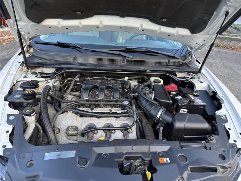 Ford Taurus SEL FWD 2012 Ford Taurus SEL FWD 2012