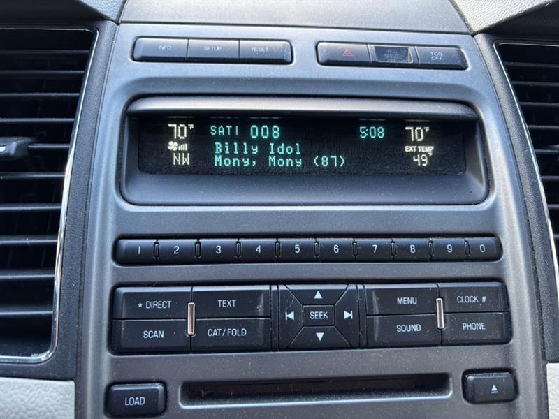 Ford Taurus SEL FWD 2012 Ford Taurus SEL FWD 2012