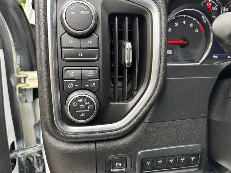 Chevrolet Silverado 2500HD LT Crew Cab Long Box 4WD 2020