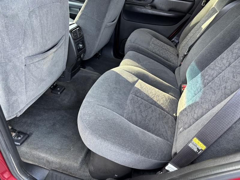 GMC Envoy SLE 4WD 2005