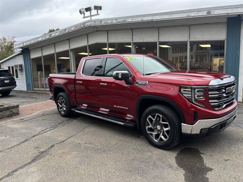 GMC Sierra 1500 SLT Crew Cab 4WD 2025