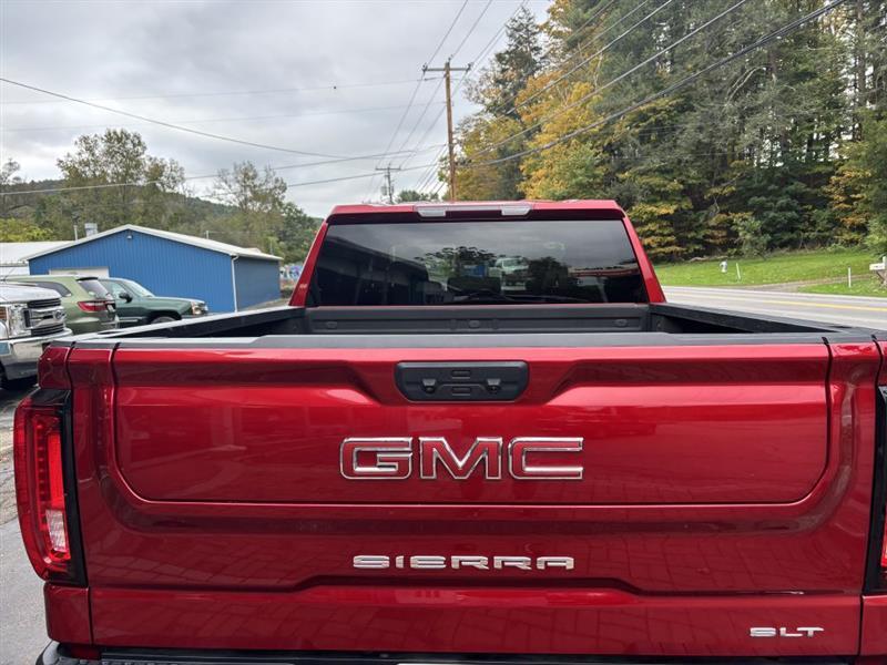 GMC Sierra 1500 SLT Crew Cab 4WD 2025