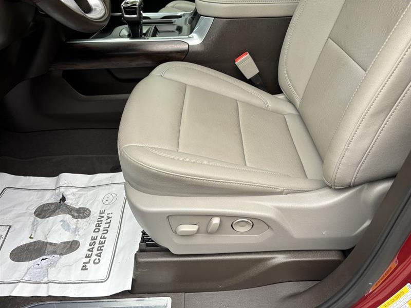 GMC Sierra 1500 SLT Crew Cab 4WD 2025