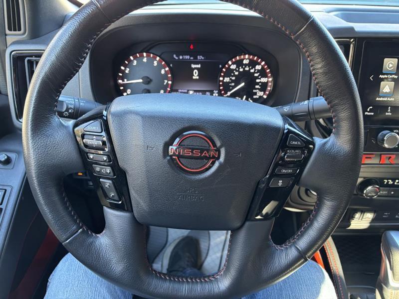 Nissan Frontier PRO-4X Crew Cab 4WD 2026