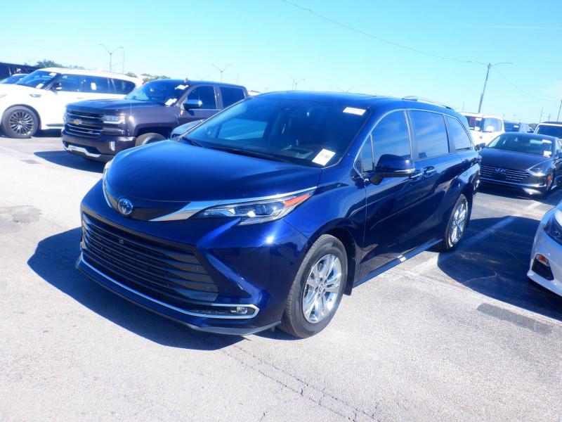 Toyota Sienna  2024