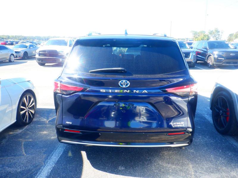 Toyota Sienna  2024