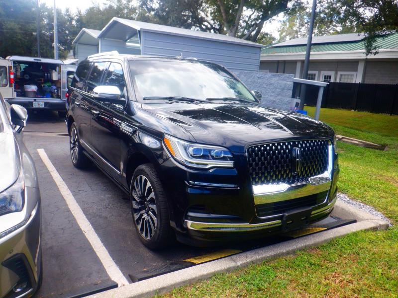 Lincoln Navigator Black Label 4WD 2022 Lincoln Navigator Black Label 4WD 2022