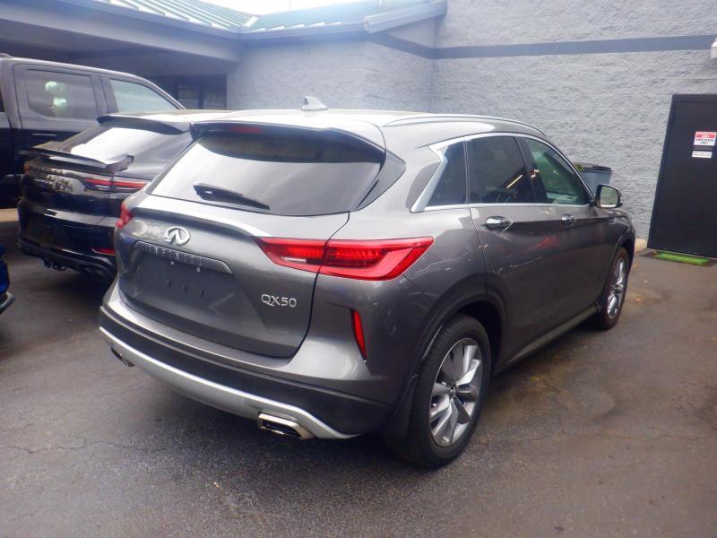 Infiniti QX50 LUXE 2022