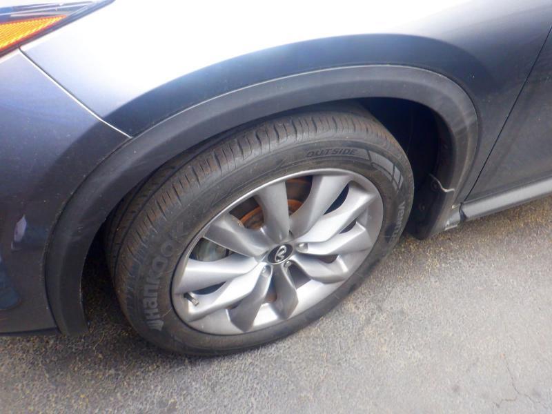 Infiniti QX50 LUXE 2022