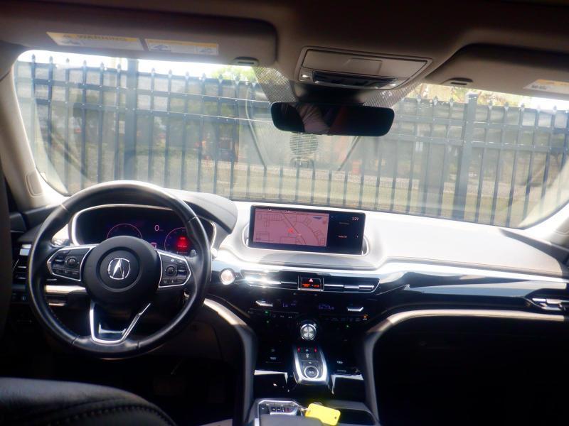 Acura MDX  2023