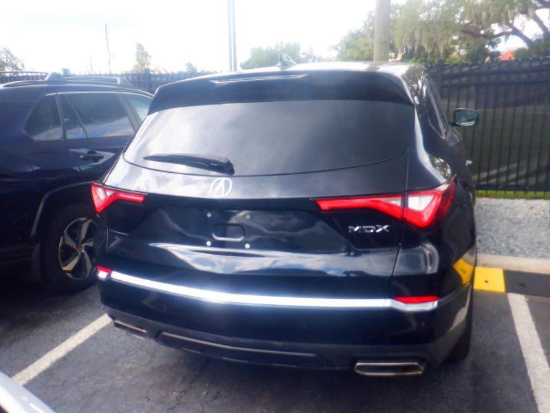 Acura MDX  2023