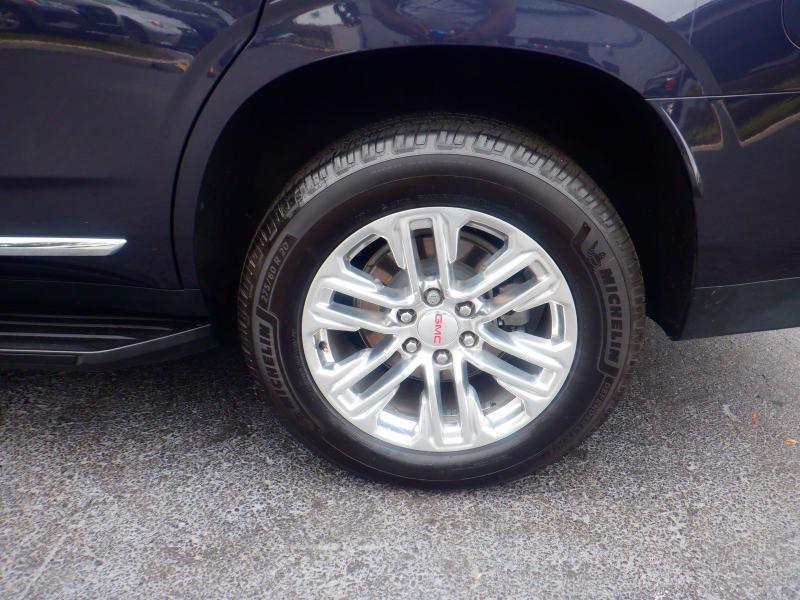 GMC Yukon SLT 4WD 2023