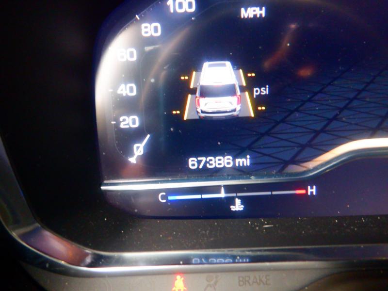 GMC Yukon SLT 4WD 2023