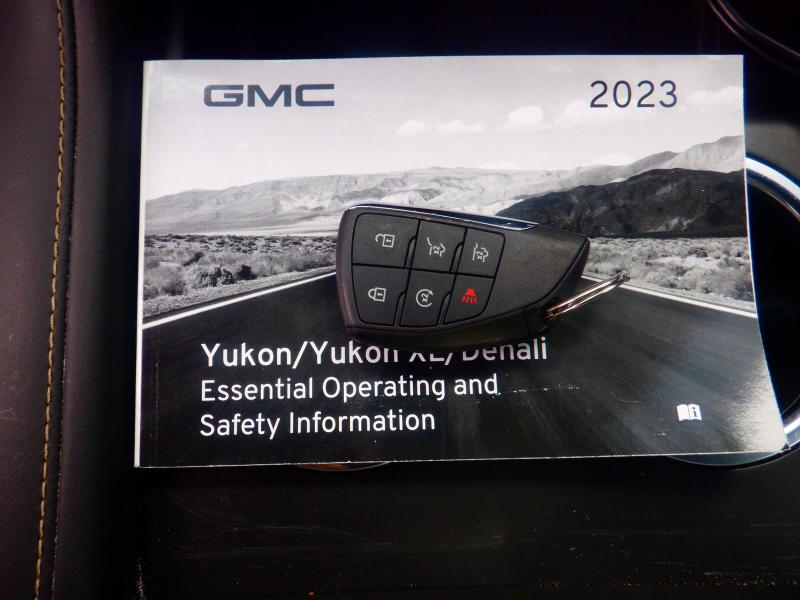 GMC Yukon SLT 4WD 2023