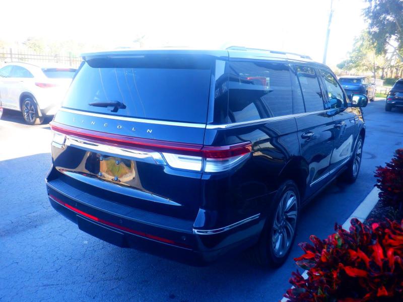 Lincoln Navigator  2024
