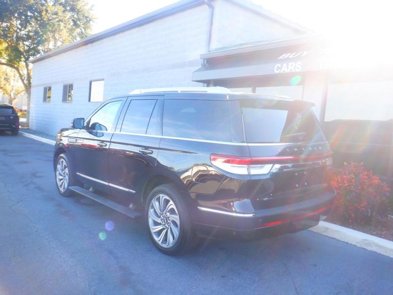 Lincoln Navigator  2024