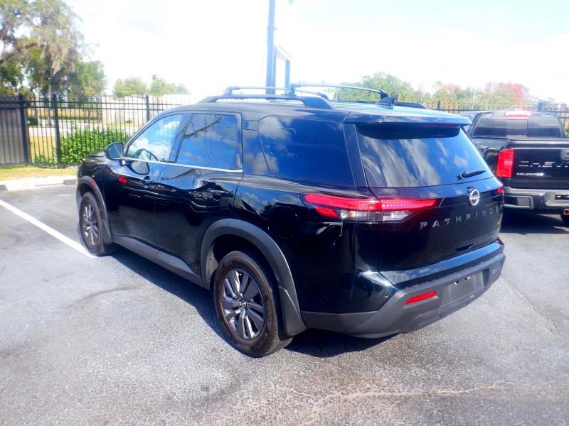 Nissan Pathfinder  2024