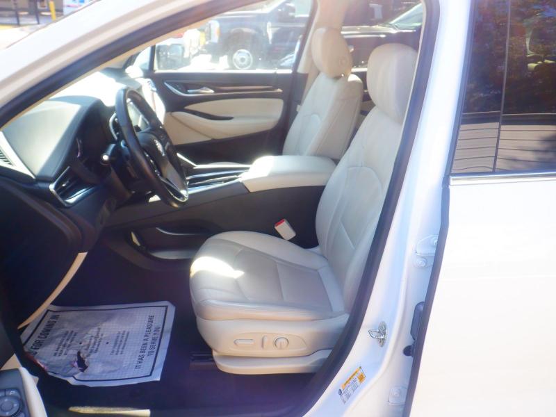 Buick Enclave Essence 2023