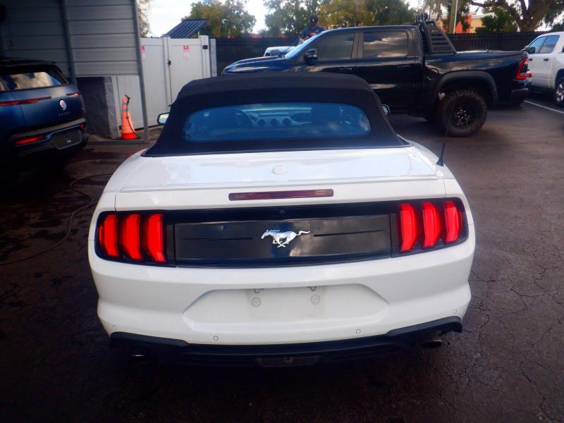 Ford Mustang EcoBoost Premium Convertible 2021