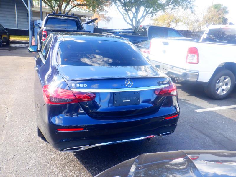 Mercedes-Benz E-Class E350 4MATIC Sedan 2022