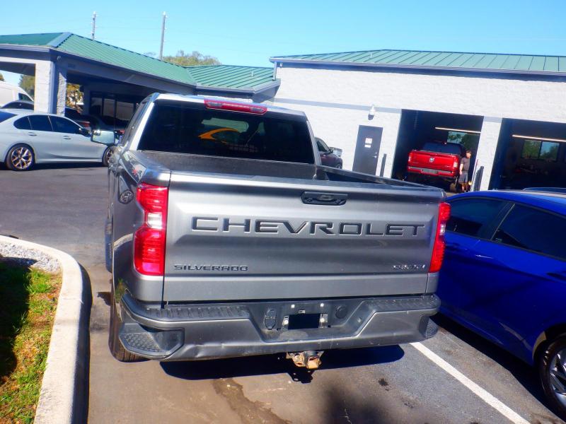 Chevrolet Silverado 1500 Custom Crew Cab 4WD 2023