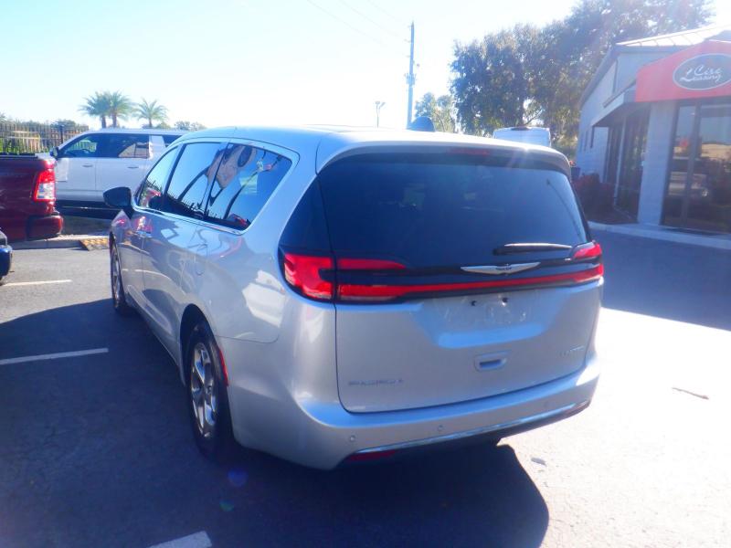 Chrysler Pacifica  2024