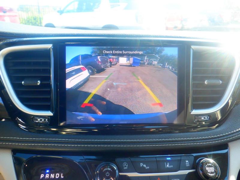 Chrysler Pacifica  2024