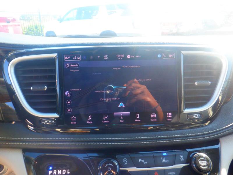 Chrysler Pacifica  2024